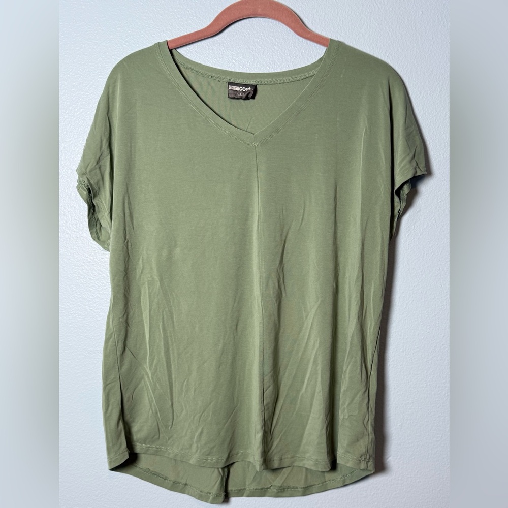 32 Degrees Olive V-Neck Short Sleeve Tee